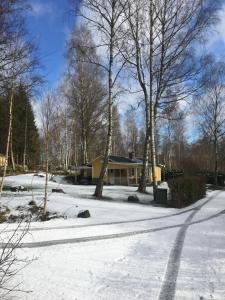 Almagården lantlig miljö v zimě