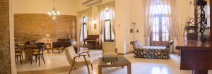 Asuncion Palace tesisinde bir oturma alanı