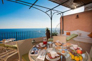 Foto dalla galleria di Casalbivio Positano a Positano