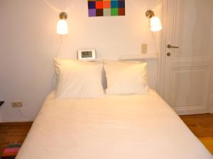 Φωτογραφία από το άλμπουμ του Les Gîtes Du Pays De Charleroi στο Charleroi +52 φωτογραφίες