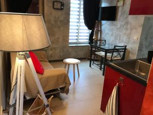 Gallery image of Les Lodges du Canal Vue sur le canal in Rogny