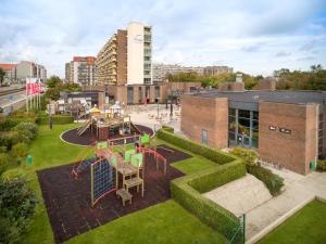 an aerial view of a park with a playground at Floreal Nieuwpoort in Nieuwpoort