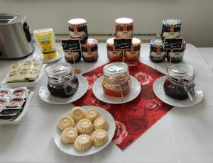 Foto dalla galleria di Hotel & Restaurant am Rosenhügel a Jüchsen Altre 23 foto