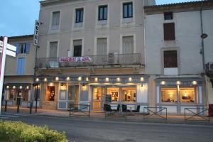 Gallery image of Les Glycines in Remoulins