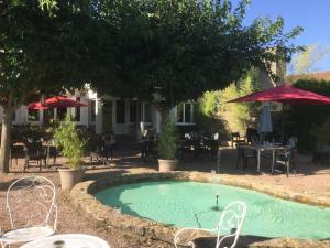 Gallery image of Hostellerie du Vieux Moulin in Autun