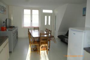 Dapur atau dapur kecil di ty jeanette