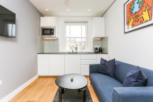 Cuisine ou kitchenette dans l'établissement Inverness Terrace Serviced Apartments by Concept Apartments