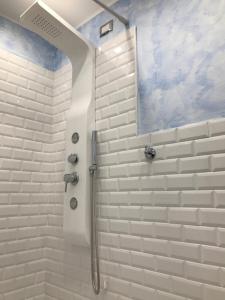 A bathroom at Villa glory Mare
