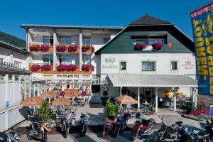 Gallery image of Hotel Kuchlerwirt in Treffen