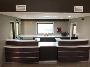 Fotografie z fotogalerie ubytování Americas Best Value Inn & Suites Mont Belvieu Houston v destinaci Eldon
