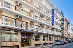 Budynek, w którym mieści się hotel