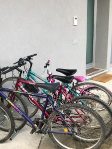 Jízda na kole v ubytování White House Lucia nebo okolí