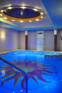 Bazén v ubytovaní Hotel Regina alebo v jeho blízkosti
