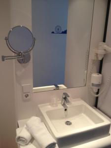 Koupelna v ubytování HB1 Budget Hotel - contactless check in