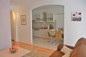 مطبخ أو مطبخ صغير في Beach apartment Ivanka in Omis