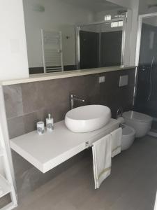 A bathroom at Settimo Cielo
