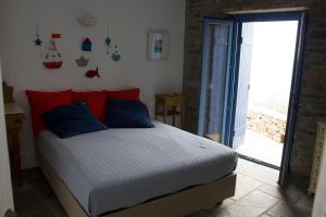 Posteľ alebo postele v izbe v ubytovaní Bioclimatic stone built villa