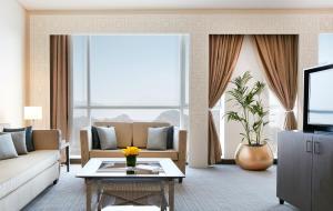 Χώρος καθιστικού στο Royal M Hotel Fujairah by Gewan