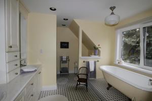 Vannituba majutusasutuses The Empty Nest B & B