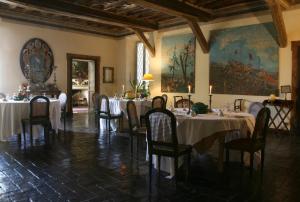 Reštaurácia alebo iné gastronomické zariadenie v ubytovaní VesConte Residenza D'epoca dal 1533