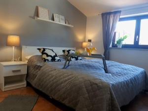 Posteľ alebo postele v izbe v ubytovaní Apartments Villa Holiday