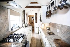 Una cocina o kitchenette en Stoney Lane