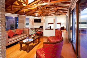 Χώρος καθιστικού στο Santafe Boutique Hotel