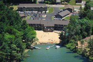 an aerial view of a beach and a resort at Bakers Sunset Bay Resort in Wisconsin Dells