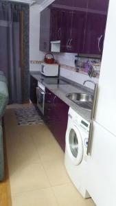 A kitchen or kitchenette at Península de la paz