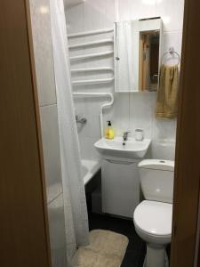 Vonios kambarys apgyvendinimo įstaigoje Apartment in the heart of Kiev