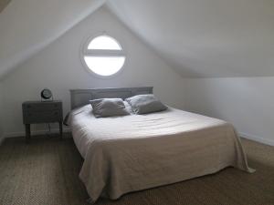 Ένα ή περισσότερα κρεβάτια σε δωμάτιο στο Villa Liluda