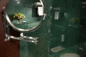 A bathroom at Grand Hotel Sofia