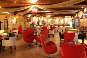 Dimitra Hotel tesisinde lounge veya bar alanı