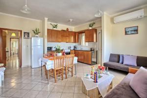 Kuchyň nebo kuchyňský kout v ubytování Gianna's House