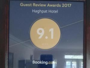 Certifikát, hodnocení, plakát nebo jiný dokument vystavený v ubytování Haghpat Hotel