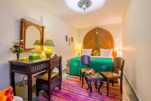 Ruang duduk di Riad Sable Chaud
