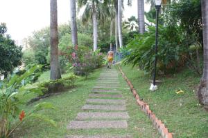 Zahrada ubytování girardot resort apto102