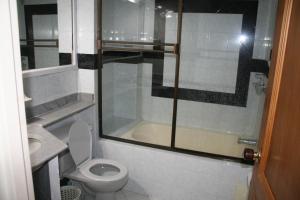 Koupelna v ubytování girardot resort apto102