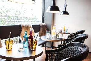Nápoje v ubytování Hafen 17 Hotel Küche Bar