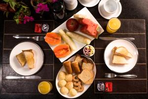 Comida no motel ou em algum lugar perto