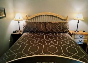 Ένα ή περισσότερα κρεβάτια σε δωμάτιο στο Packwood Ski & Vacation Getaway