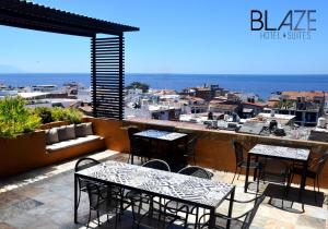 Photo de la galerie de l'établissement BLAZE Hotel & Suites Puerto Vallarta, à Puerto Vallarta