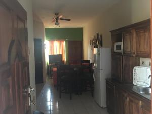 Cucina o angolo cottura di Apartamentos del Puerto