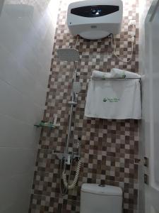 Omah Melati - Vacation Home tesisinde bir banyo