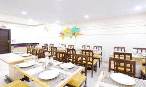 Restoran atau tempat makan lain di Itsy By Treebo - Worldtree Bellandur