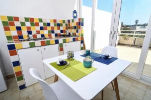 A balcony or terrace at B&B Villa Genny a pochi passi dal mare