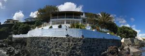 Galeriebild der Unterkunft A Villa by the Sea Bed & Breakfast in Vila Franca do Campo