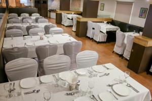 Gallery image of Hotel Winsar Park in Visakhapatnam