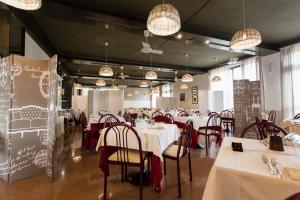 ห้องอาหารหรือที่รับประทานอาหารของ Residenza Alberghiera Italia