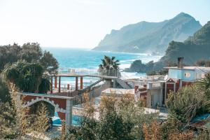 a view of the ocean from a resort at Madalenas B&B in Pelekas